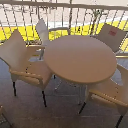 アパート Acapulco First Line