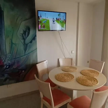 Acapulco First Line * ベニドルム